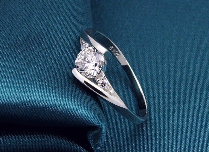 High Quality Super Shiny Zirco - огляд і ціна Wedding Superstar
