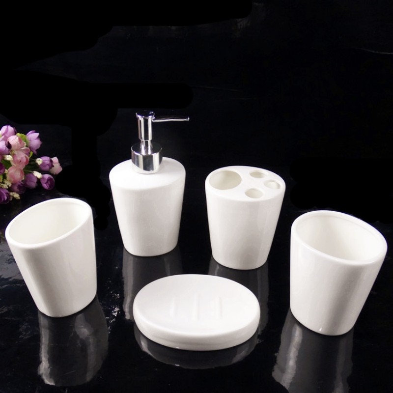 Wedding Gift for Bathroom/Red  - огляд і ціна Wedding Bathroom Supply Kit